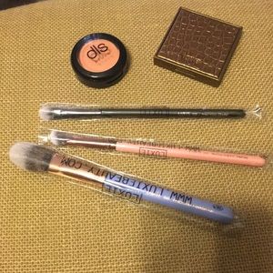 BlushBronzer&Brushes